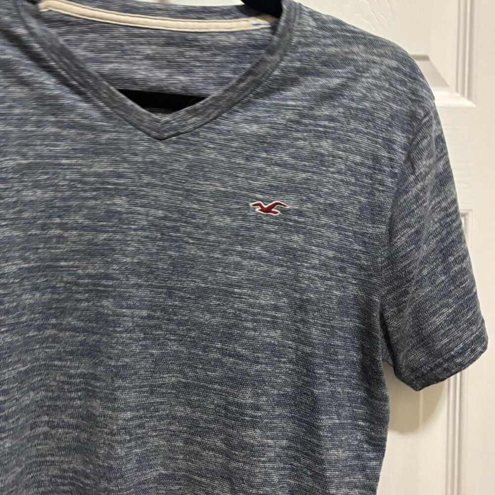 Hollister-co Women's Blue and Navy T-shirt